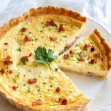 Quiche lorraine recipe on serving platter