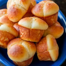 Cloverleaf Dinner Rolls on blue platter